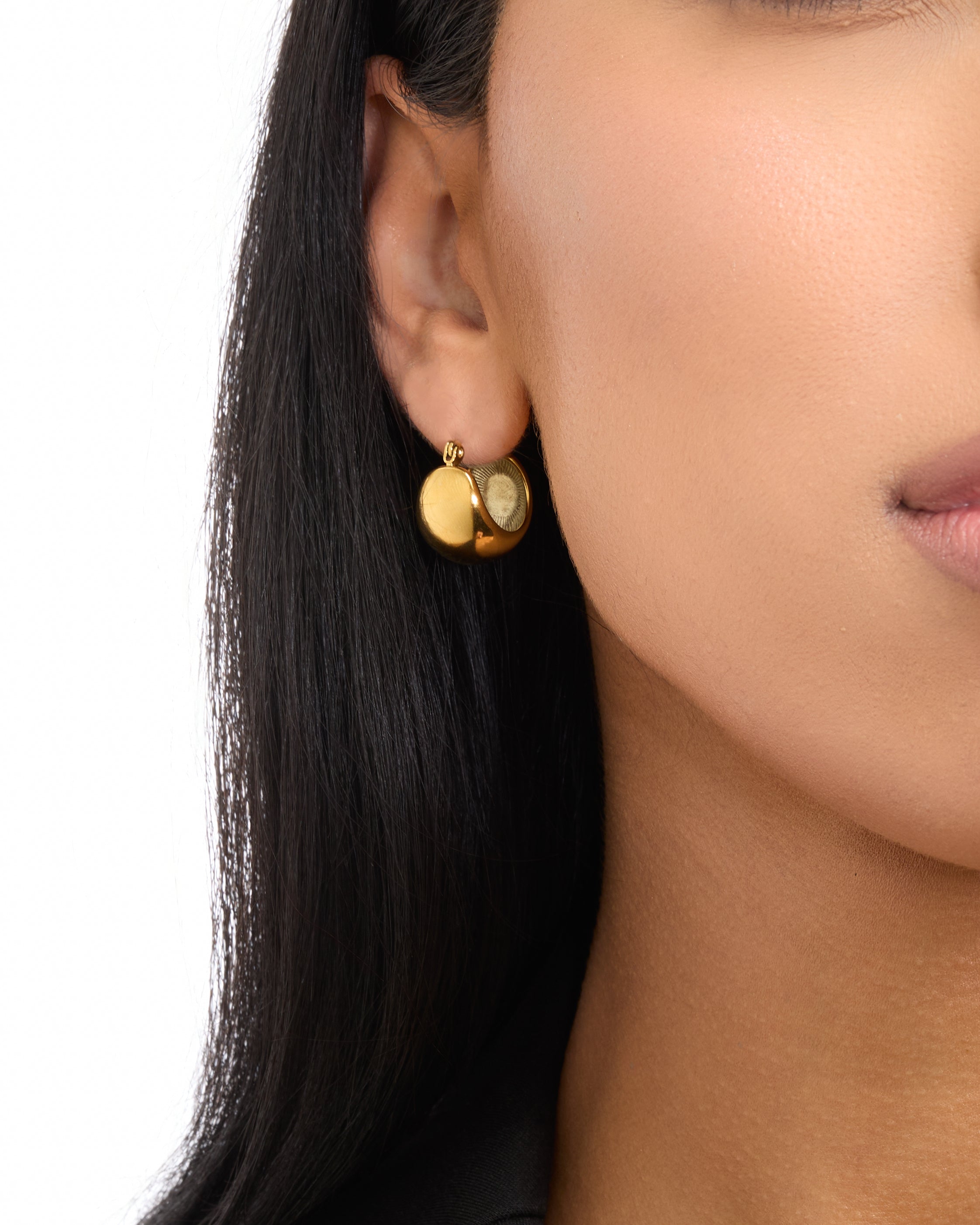 VELORA EARRINGS